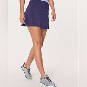 Lululemon Size 6 Circuit Breaker Skirt II in Twilight Blue